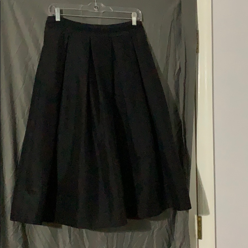 Black pleated midi skirt